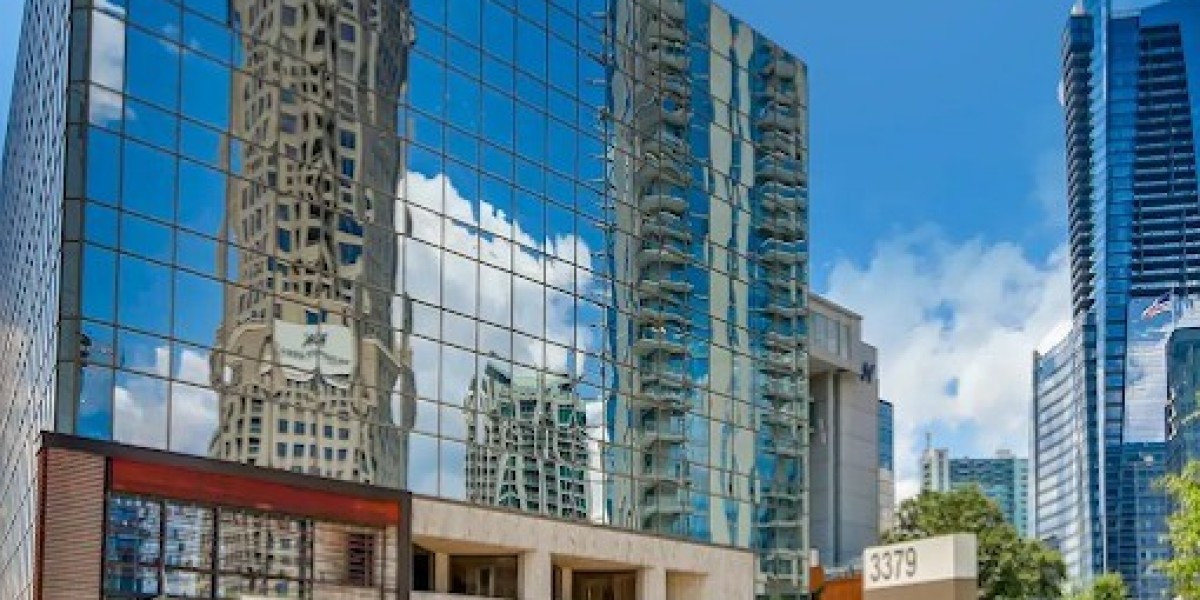 Elevate Your Professional Image with 24/7 Live Receptionist Answering Calls at Opus Virtual Offices in Buckhead’s Premie