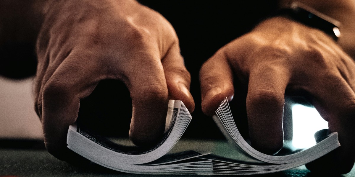 Hvordan velge det beste online casinoet: En grundig guide til bonuser og sikkerhet i 2025