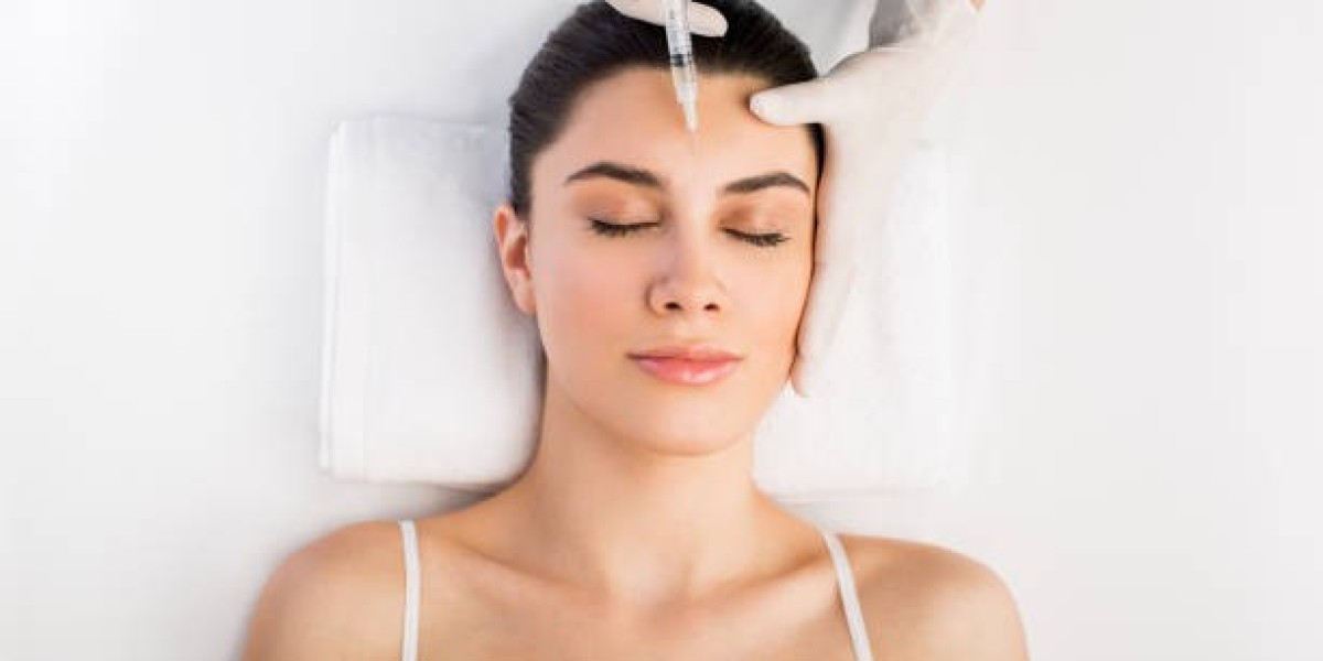 Botox vs. Fillers: Understanding the Differences and Choosing the Right Treatment