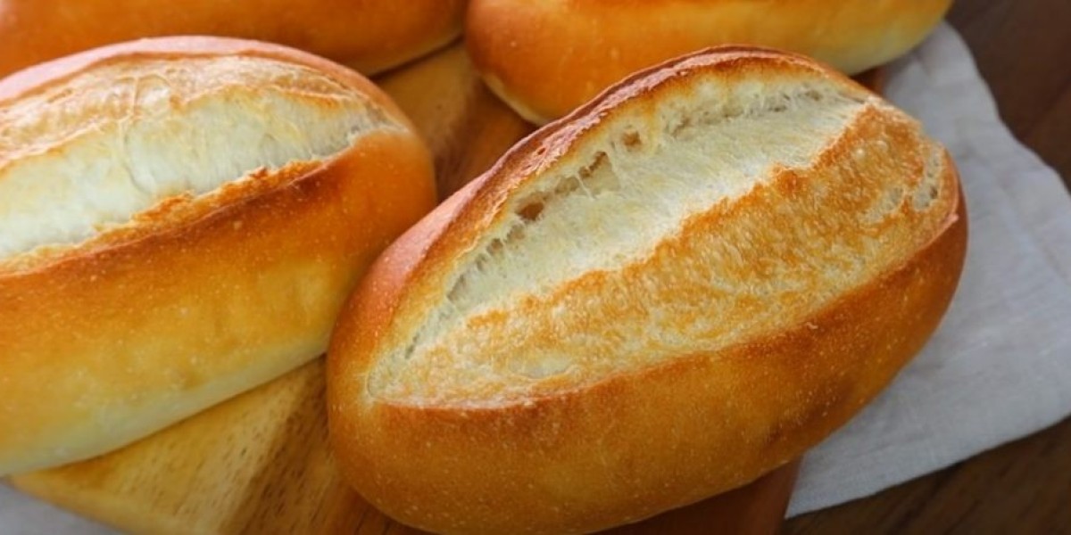 Bread and Roll Market Intelligence Highlights Evolving Consumer Behavior, Regional Preferences, and Innovation Surge