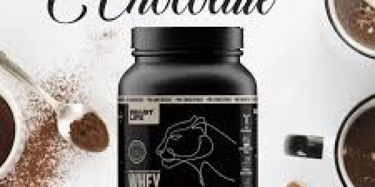 The Perfect Blend of Taste and Nutrition: Choosing the Right Chocolate Whey Protein Powder