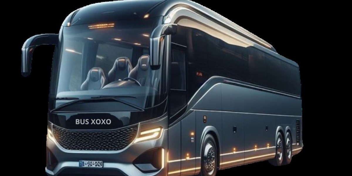 What is the seating capacity of a standard minibus?