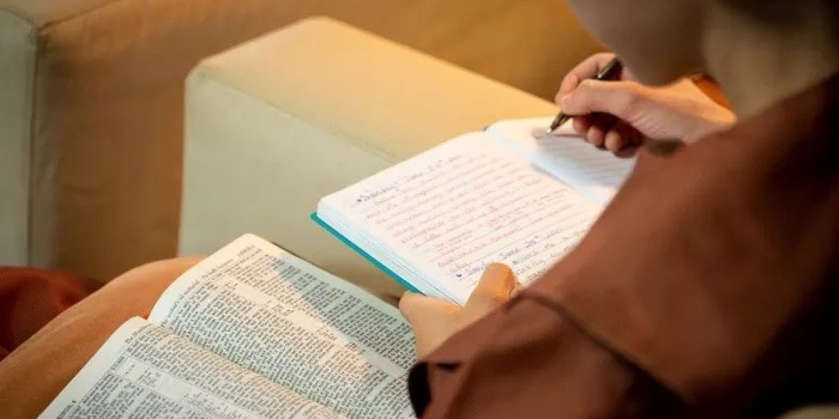 8 Reasons to Study the Old Testament