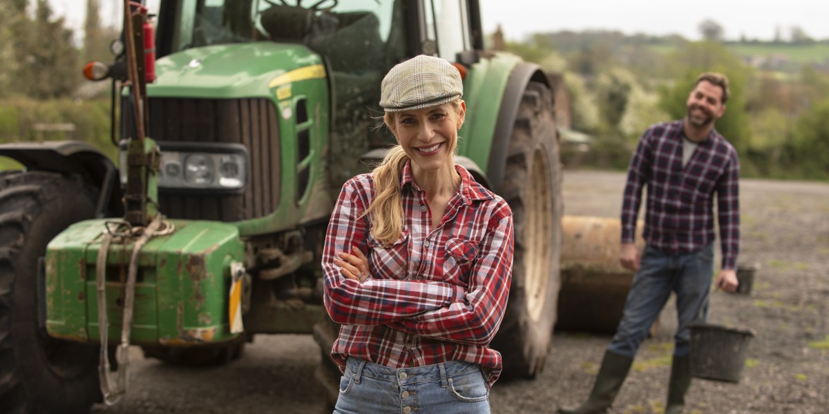 All-Terrain Mobile Farm Tractor Tire Repair – Rain or Shine