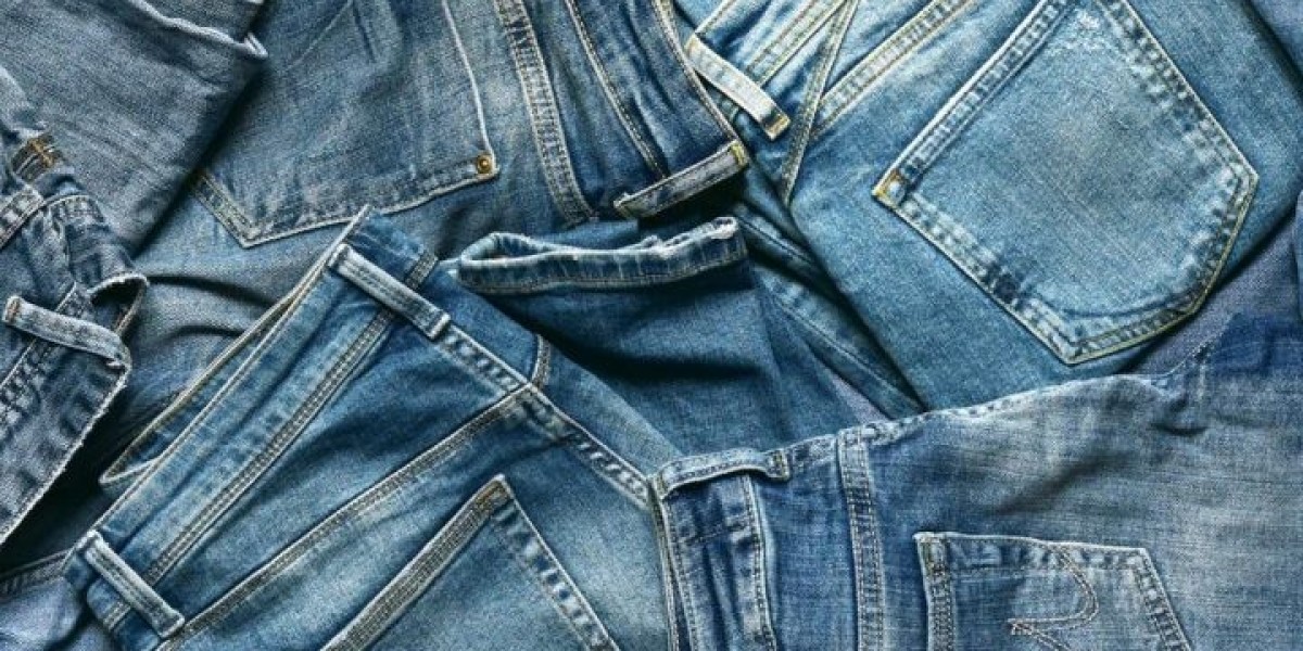 Premium Denim Jeans Market Size Projections & Share Insights 2025–2033