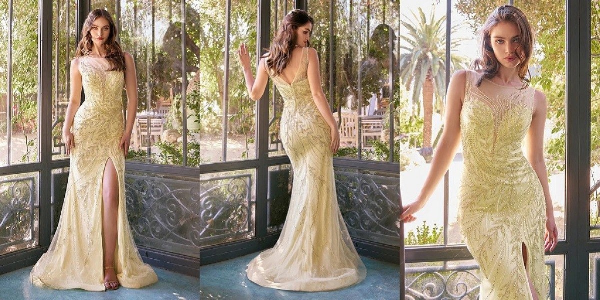 Elegant Doesn’t Mean Invisible When It Comes to the Mother of the Bride Dress