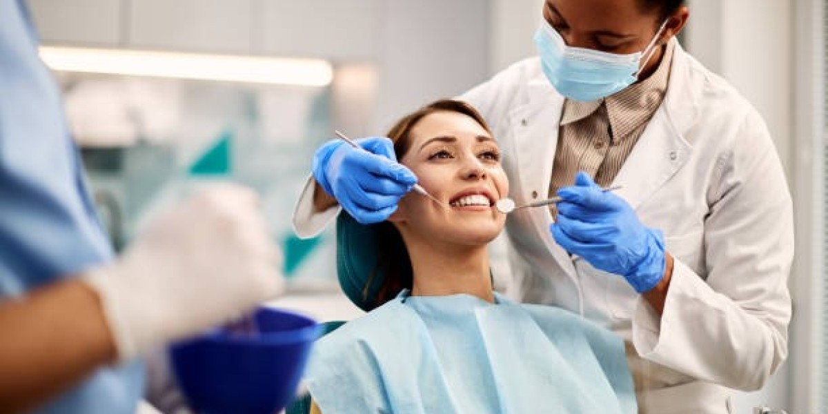 Teeth Whitening Options at Riyadh Dental Clinics: What Works Best?