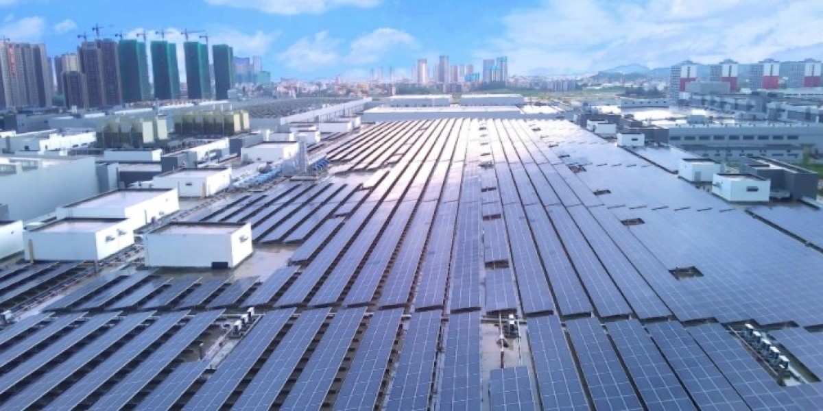 The features and advantages of the waterproof canadian solar panels 690w dealer system!