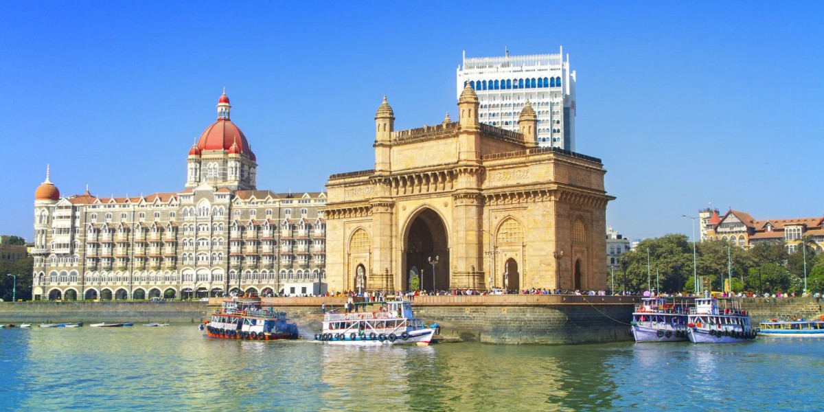 What Are The Travel Essentials According To Best Travel Agents in India When You Are Travelling To The Mountains?