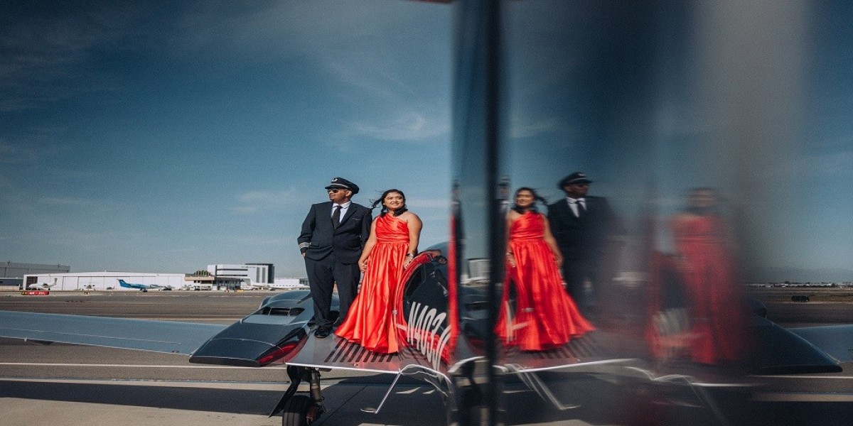 Why Hire a Los Angeles Photographer for Your Destination Wedding?