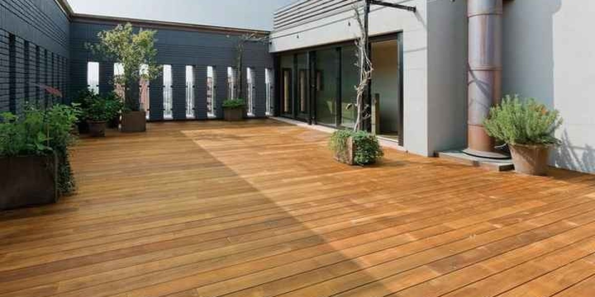 Outdoor Flooring Dubai: Ideal Choices for Rooftop Lounges and Cafés