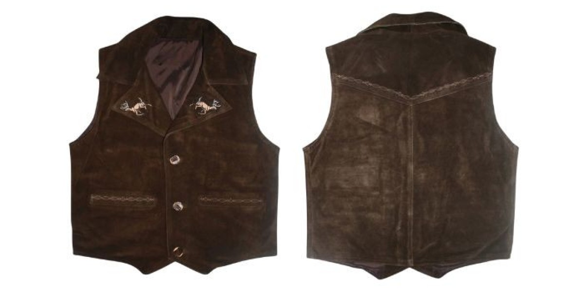 Modern Ways to Wear Lederhosen With Vest for Men
