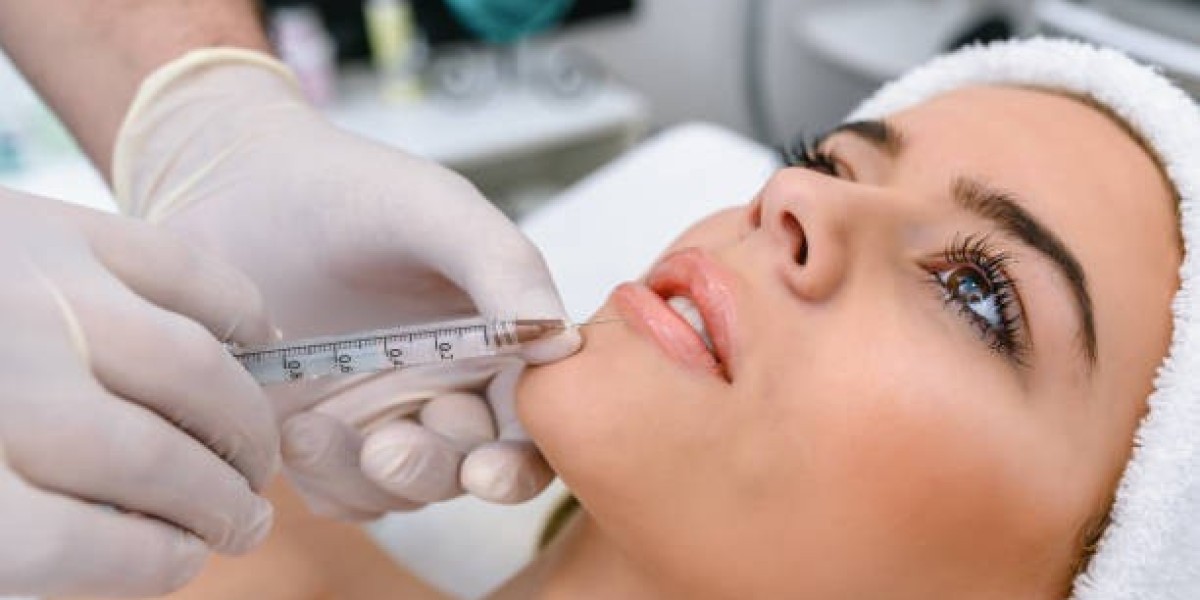 Dermal Fillers Injection in Dubai: Modern Look