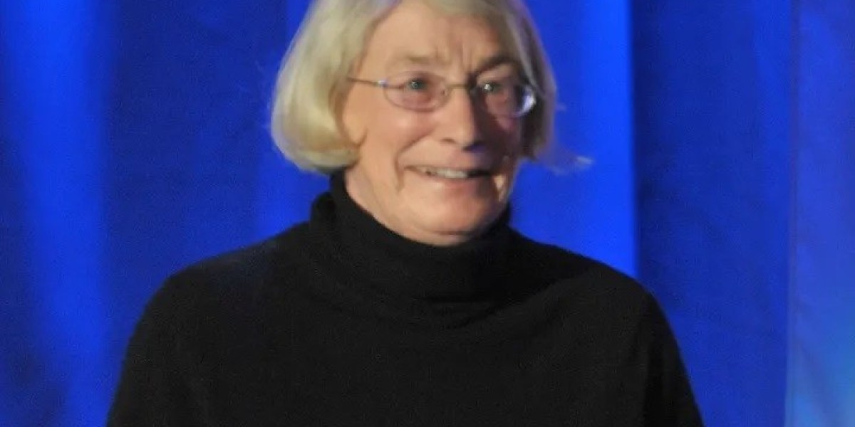 How Does Mary Oliver Explore the Divine?