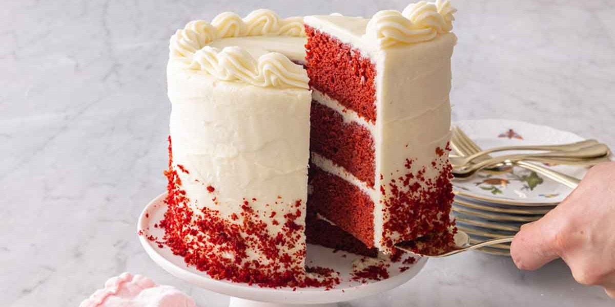 Make Your Celebration Truly Yours with a Customised Cake