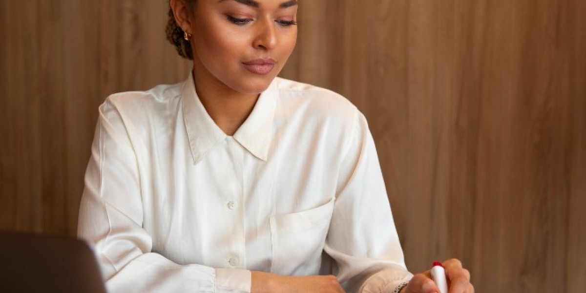 Struggling with Salary Calculations? How Can Payroll Services in Sri Lanka Help?