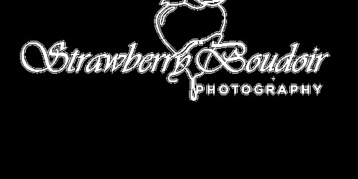 Love in Focus: Why "Seattle" Is Leading the Way in Couples Boudoir Photography 