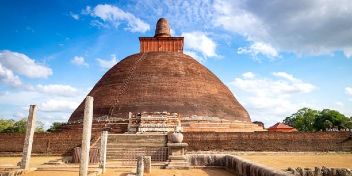 ? Island Escape: Our Week-Long Sri Lanka Travel Adventure with Friends