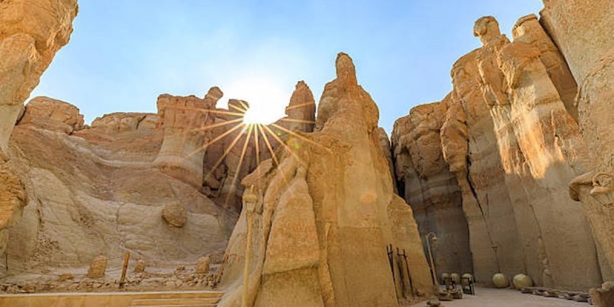 Top Natural Wonders to Explore in Saudi Arabia