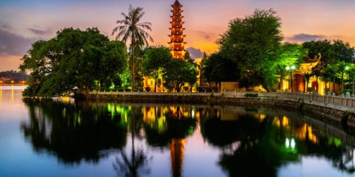 Unfiltered Vietnam: A Real Story of Friends Exploring Together