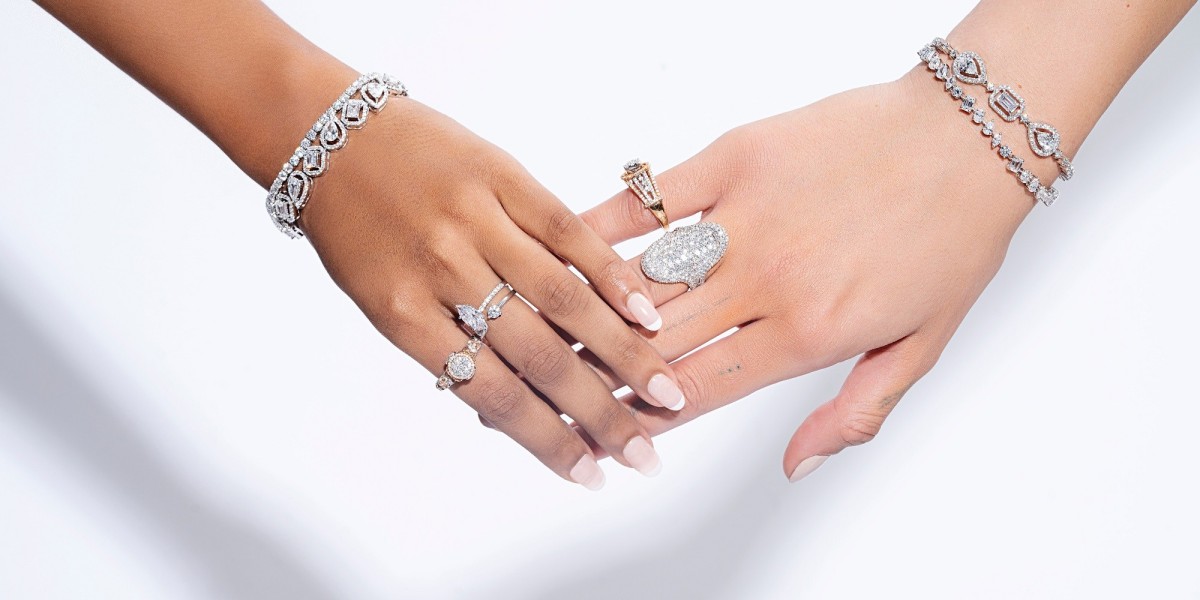 The Sparkling Revolution: Why Lab Grown Diamond Jewelry is the Future of Elegance