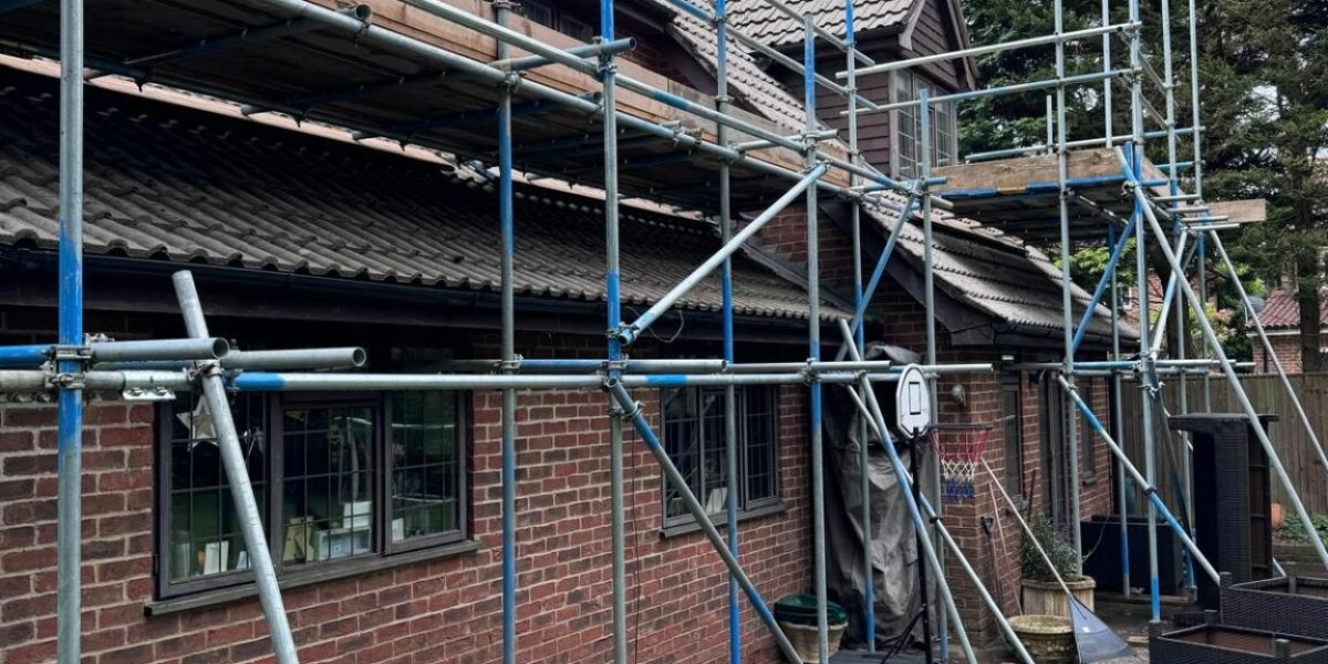 Certified Scaffolder Cambridge with Years of Local Industry Experience
