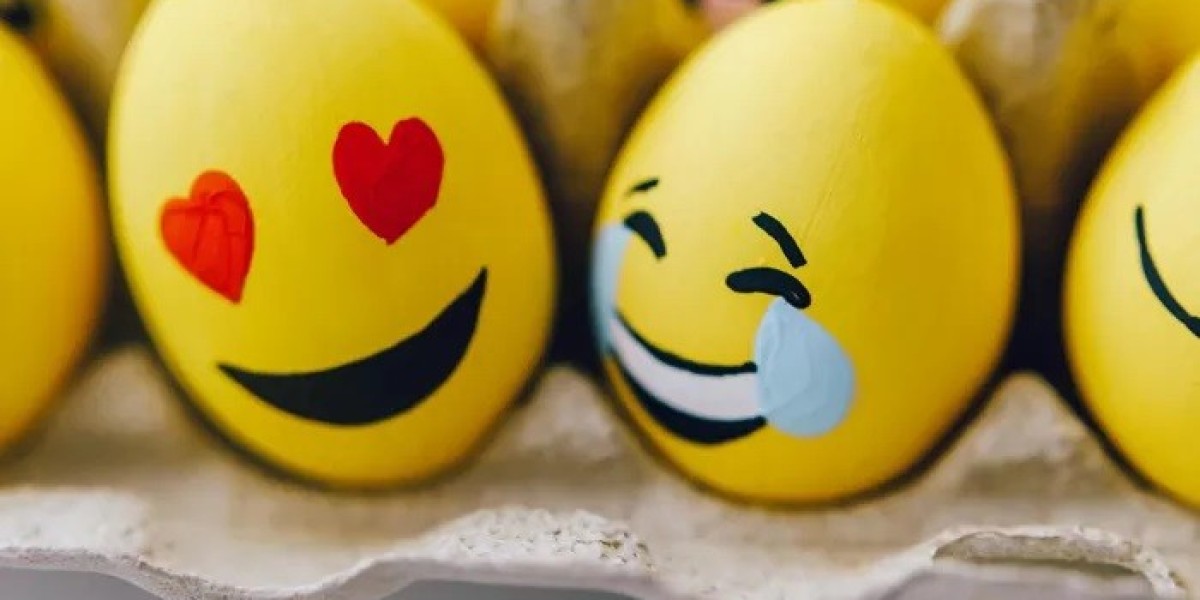202+ Egg Valentine Puns That Will Crack You Up!
