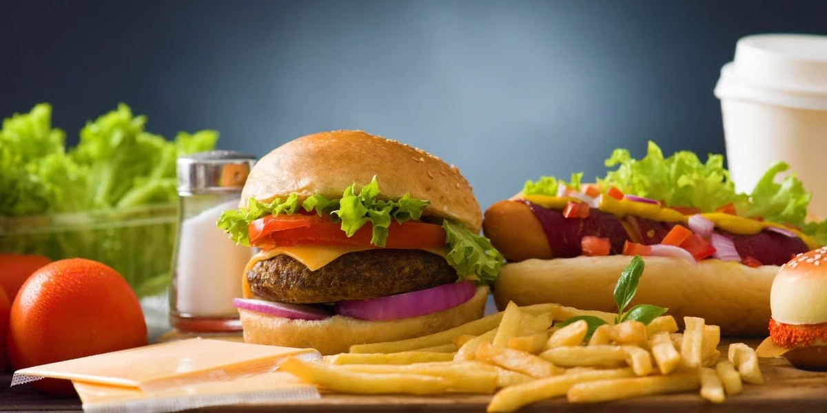 Global Fast Food Market Outlook: Size, Share & Trends Forecast 2022-2032