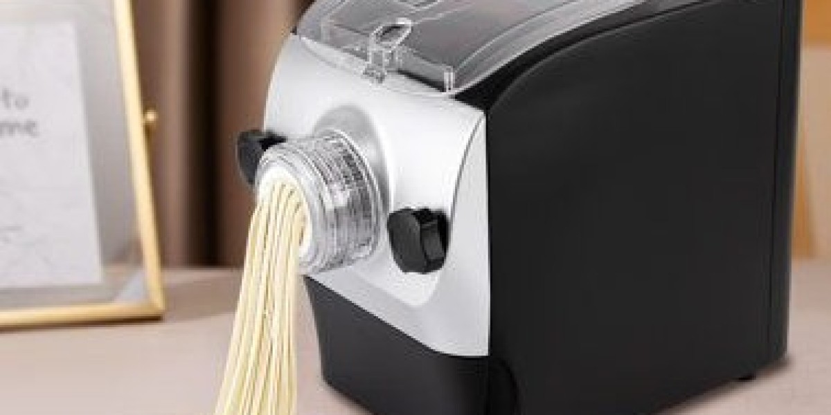 How A Household Pasta Maker Upgrades Weekend Dinners at Home