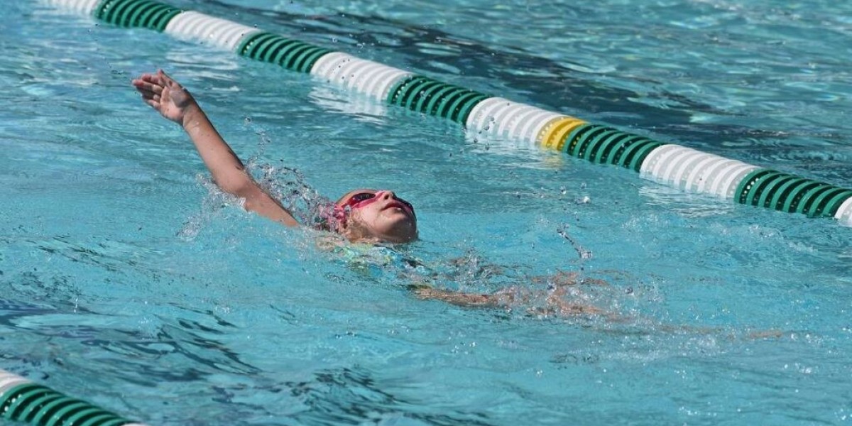 BackStroke Swimming