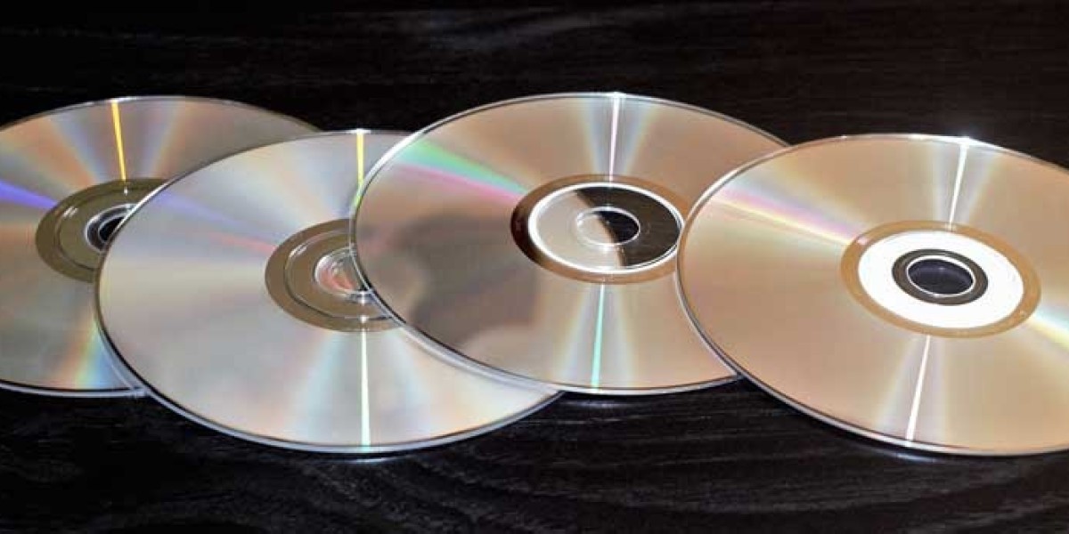 CD Duplication vs. Replication: What’s the Difference?