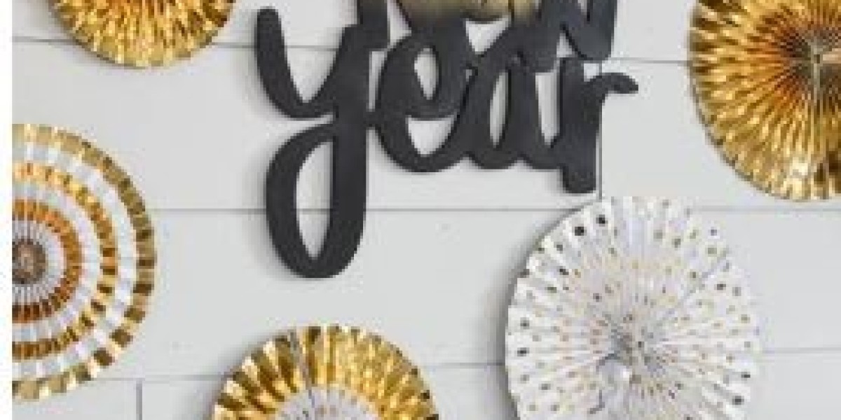 From History to Fireworks: New Year in Pakistan