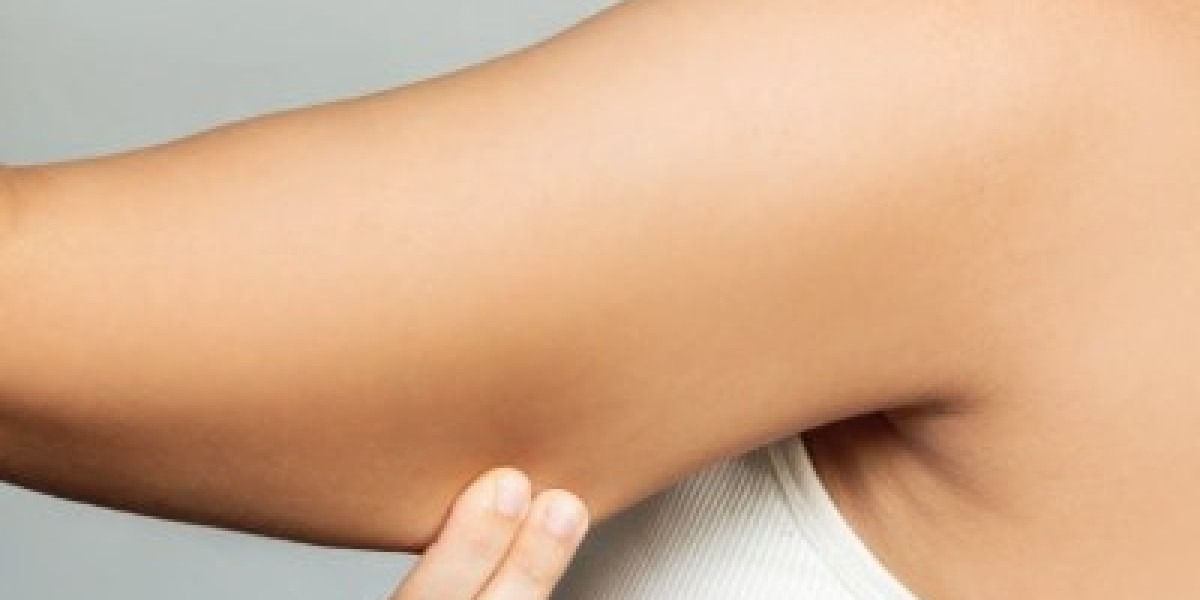 Choosing the Right Clinic for Fat Melting Injection in Dubai