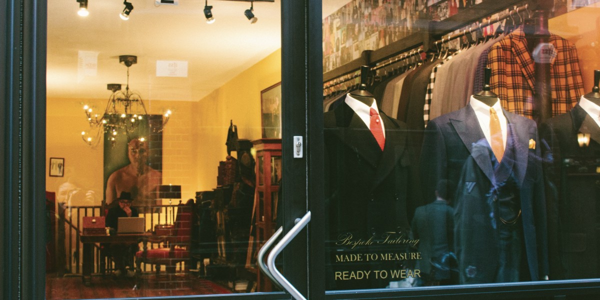 Shirt Resizing in Riyadh by Skilled Tailors Slim Fit Classic or Custom