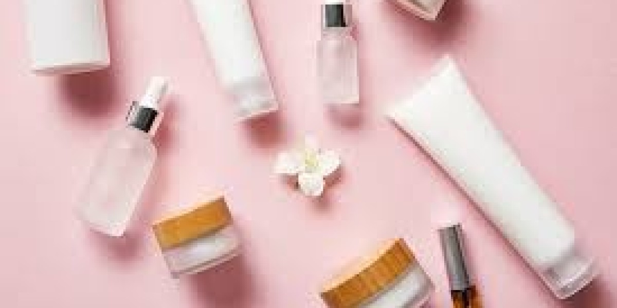 Facial Care Market Overview Emphasizing Digital Marketing Influence on Skincare Brand Success