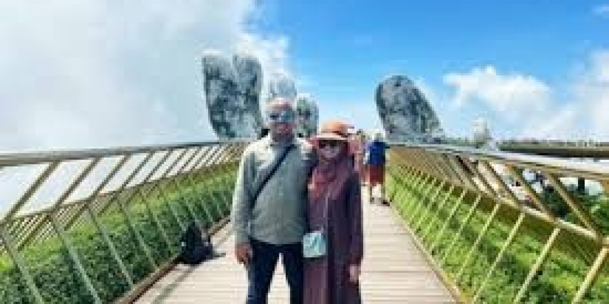Top Trending International Trips: Mauritius Honeymoon Package & Vietnam Travel Package from India