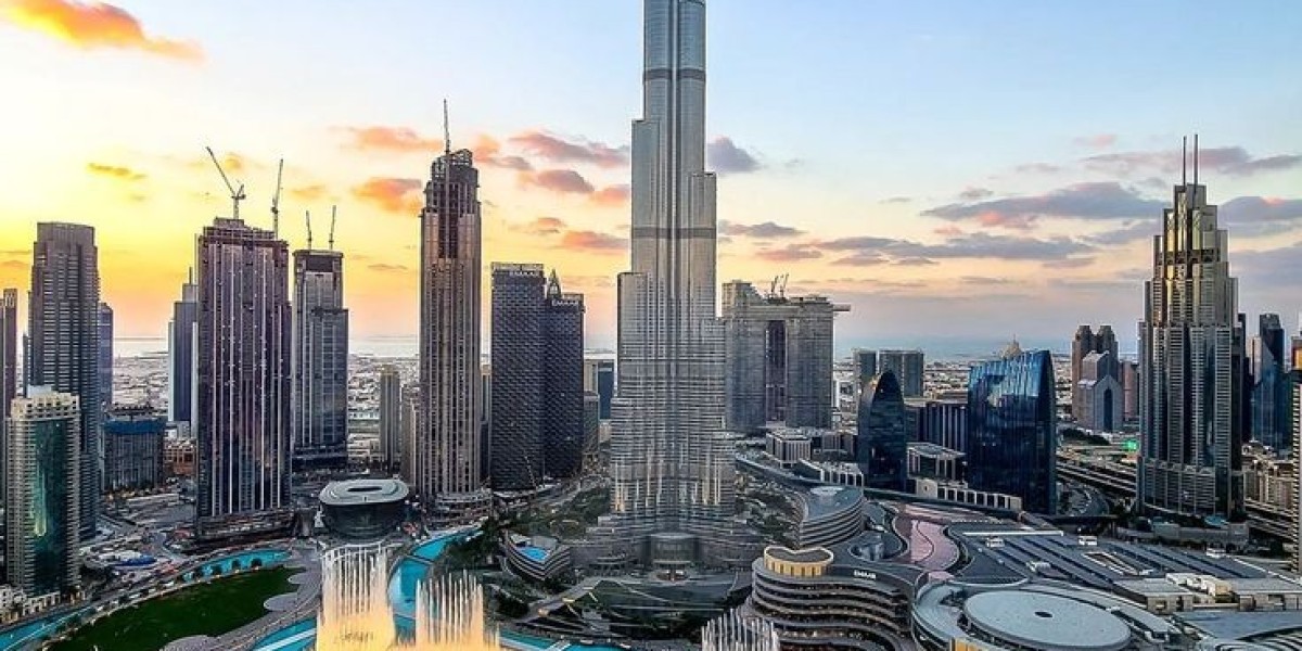 Traveling the Middle East: A Cultural and  Practical Guide