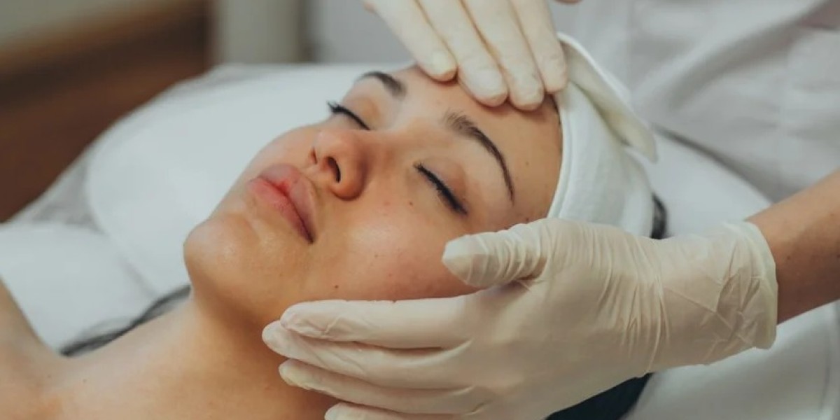 How Does a Facial Treatment Improve Skin Hydration?