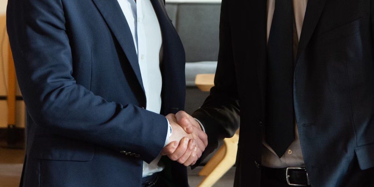 Upload Your CV Online with Invest Solutions to Boost Your Job Search UK