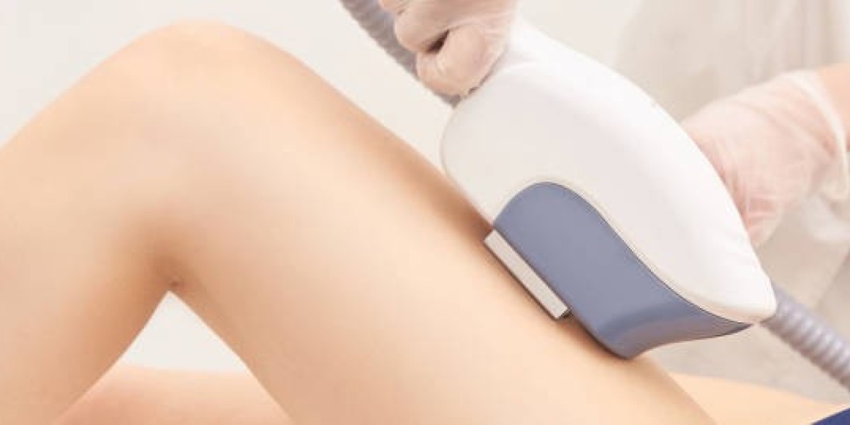 Fractional CO2 Laser Treatment in Dubai: Myths vs Facts You Should Know