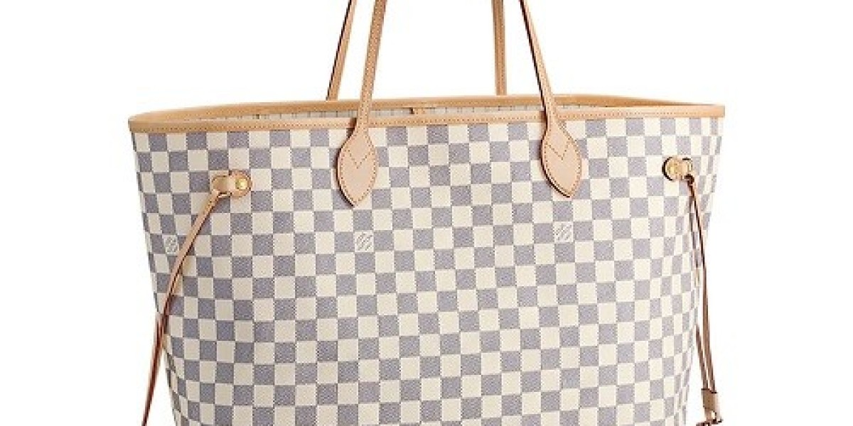 Louis Vuitton Bags: A Blend of Heritage and Modern Luxury