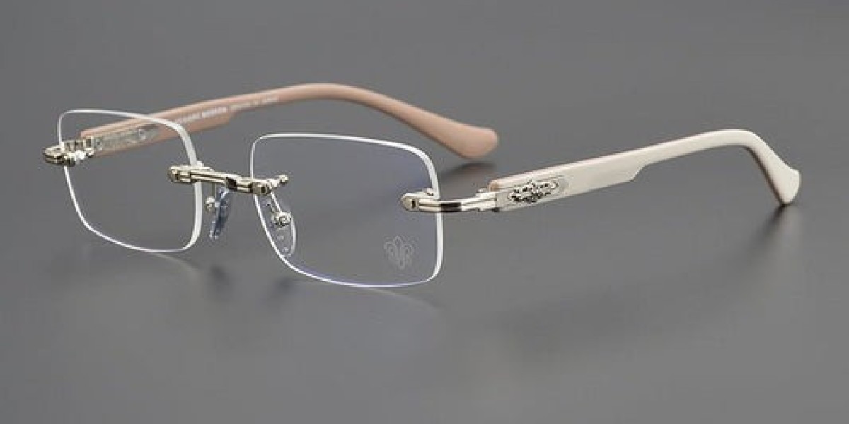 Personalized Rimless Glasses – Custom Lens Shapes & Engravings