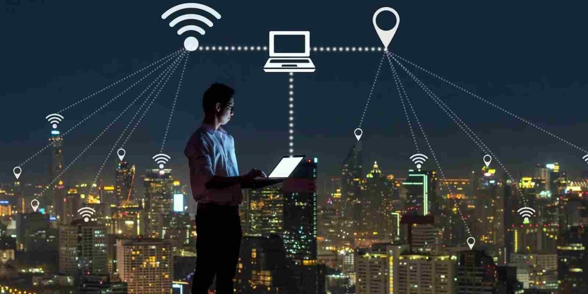 Massive MIMO and Cell-Free MIMO on Network Capacity Advancements in 5G