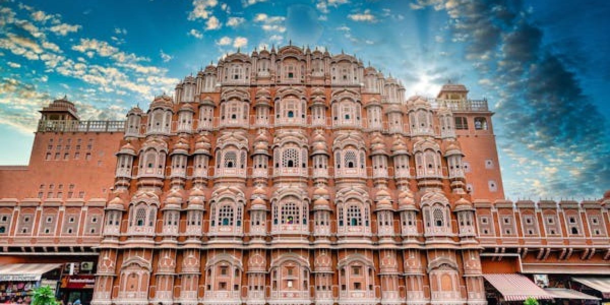 Same Day Jaipur Tour By Car – A Complete Guide to the Pink City