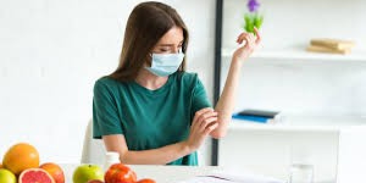How Does A Nutritionist Handle Food Allergies Safely?
