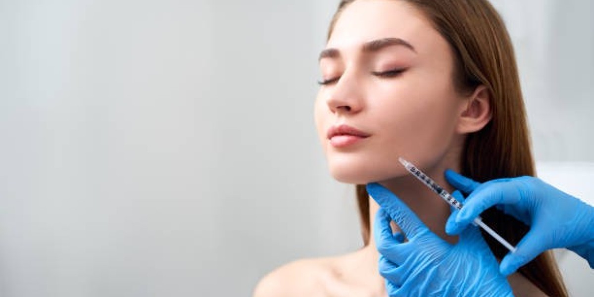 The Art of Lip Filler Injection in Dubai