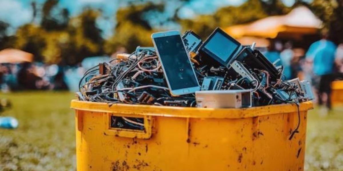 How Mobile Paper Shredding Services Are Transforming Secure Document Disposal