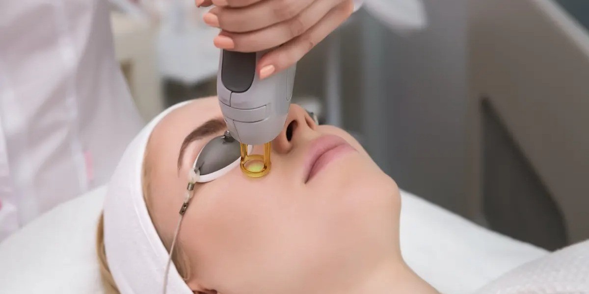 Non-Invasive Laser Skincare Treatments