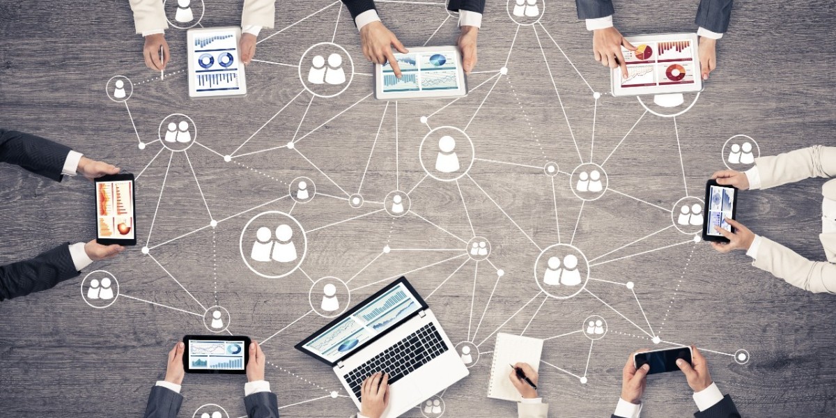 Fostering Collaboration with the Right Communication Platform