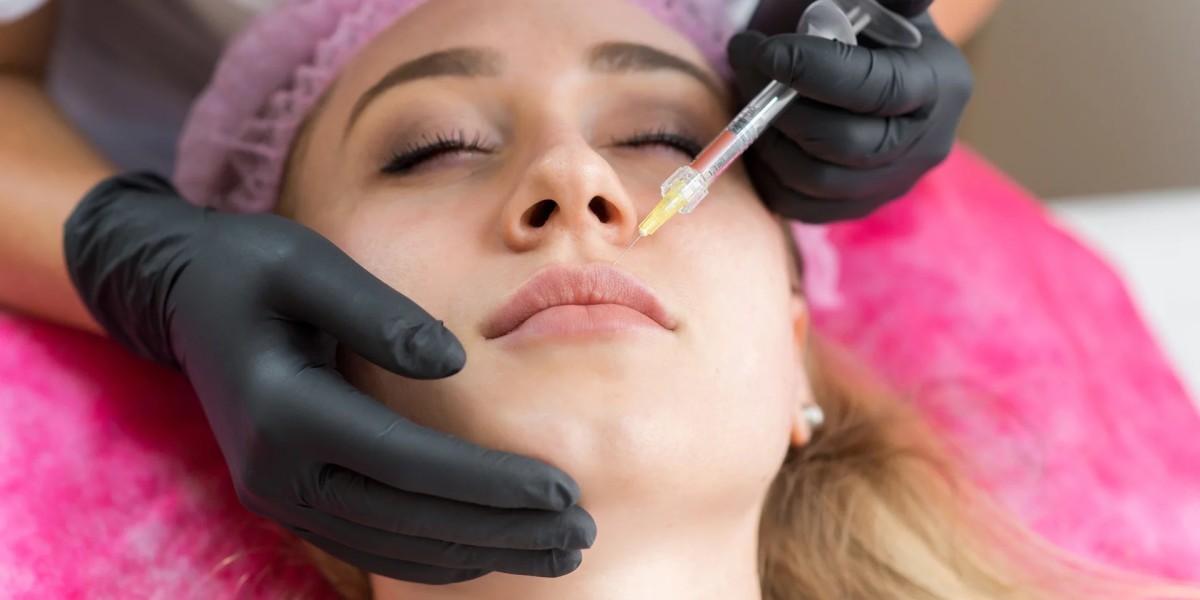 Level Up Luxe Glamour Instantly with Transformative Botox Injection